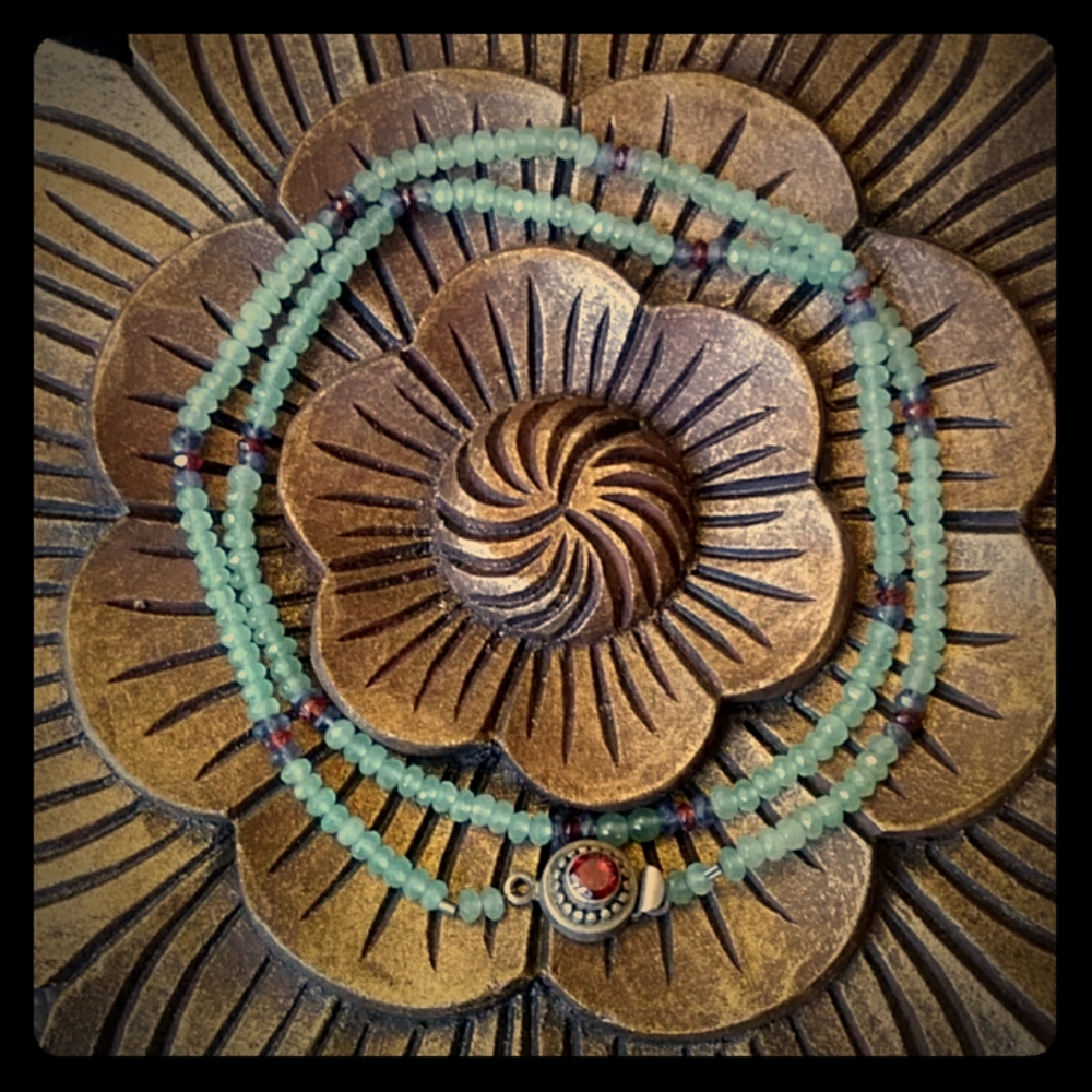 925 Chalcedony & Garnet Necklace